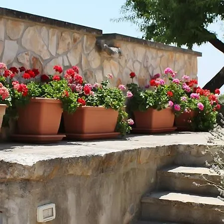 Strada Mangiato Villa Alberobello